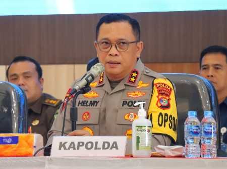 Kapolda Tegaskan Pentingnya Kondusifitas dan Pengamanan Pasca Pemungutan Suara Pilkada 2024 Kapolda Tegaskan Pentingnya Kondusifitas dan Pengamanan Pasca Pemungutan Suara Pilkada 2024