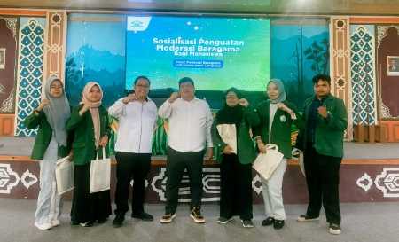 WR II UIN RIL Berikan Materi Landasan Teologis Moderasi Beragama pada Mahasiswa WR II UIN RIL Berikan Materi Landasan Teologis Moderasi Beragama pada Mahasiswa