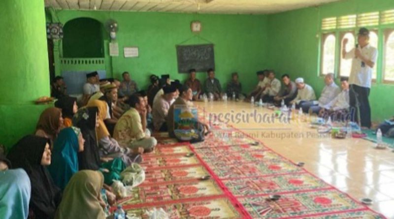 Agus Istiqlal Hadiri Pengajian Rutin di Masjid Nurul Huda Agus Istiqlal Hadiri Pengajian Rutin di Masjid Nurul Huda