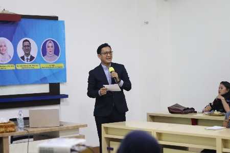 Praktisi Mengajar: Dr. Rudhy Ungkap Strategi Human Investment bagi Mahasiswa IIB Darmajaya Praktisi Mengajar: Dr. Rudhy Ungkap Strategi Human Investment bagi Mahasiswa IIB Darmajaya