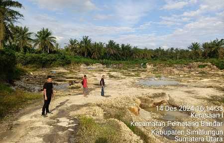 Sat Reskrim Polres Simalungun Lakukan Penyelidikan Tiga Lokasi Tambang Batu Padas Ilegal Sat Reskrim Polres Simalungun Lakukan Penyelidikan Tiga Lokasi Tambang Batu Padas Ilegal