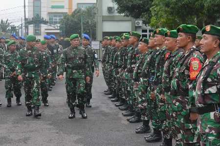 Apel Gelar Personel dan Materiil, Korem 043/Gatam Siap Amankan Nataru 2024/2025 Apel Gelar Personel dan Materiil, Korem 043/Gatam Siap Amankan Nataru 2024/2025