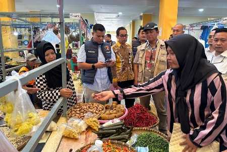 Satgas Pangan Polda Lampung Cek Ketersediaan dan Harga Bahan Pokok: Masih Mencukupi Satgas Pangan Polda Lampung Cek Ketersediaan dan Harga Bahan Pokok: Masih Mencukupi