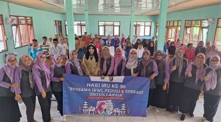 Peringati Hari Ibu ke-96, IKWI Lampung Gelar Bhaksos ke UPTD Palsu Tresna Werdha Natar Peringati Hari Ibu ke-96, IKWI Lampung Gelar Bhaksos ke UPTD Palsu Tresna Werdha Natar