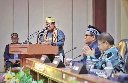 Pj. Gubernur Samsudin Buka Silaturahmi dan Upgrading Keluarga Besar JSIT Indonesia Pj. Gubernur Samsudin Buka Silaturahmi dan Upgrading Keluarga Besar JSIT Indonesia