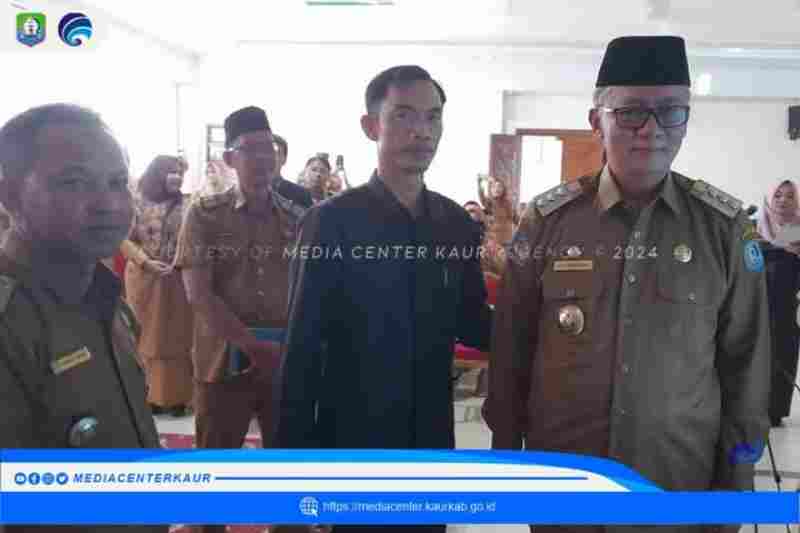 Kick Off ILP, Bupati Lismidanto Resmikan Fasilitas Layanan Kesehatan Dasar Kick Off ILP, Bupati Lismidanto Resmikan Fasilitas Layanan Kesehatan Dasar