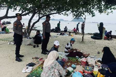 Kunjungan Wisata Melonjak di Libur Nataru, Polda Lampung Imbau Utamakan Keamanan dan Keselamatan Kunjungan Wisata Melonjak di Libur Nataru, Polda Lampung Imbau Utamakan Keamanan dan Keselamatan