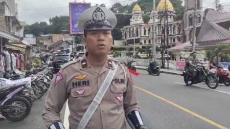 Satlantas Polres Simalungun: Arus Lalu Lintas Menjelang Tahun Baru 2025 Terpantau Lancar Satlantas Polres Simalungun: Arus Lalu Lintas Menjelang Tahun Baru 2025 Terpantau Lancar