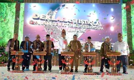 Deklarasi Istiqlal, Rektor Soroti Enam Peran Strategis UIN RIL dalam Perdamaian Dunia Deklarasi Istiqlal, Rektor Soroti Enam Peran Strategis UIN RIL dalam Perdamaian Dunia