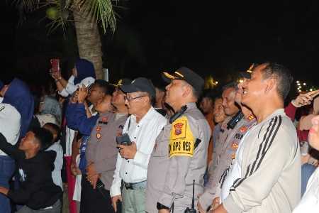 Kapolres Sergai Pastikan Perayaan Tahun Baru 2025 Berjalan Aman dan Kondusif Kapolres Sergai Pastikan Perayaan Tahun Baru 2025 Berjalan Aman dan Kondusif