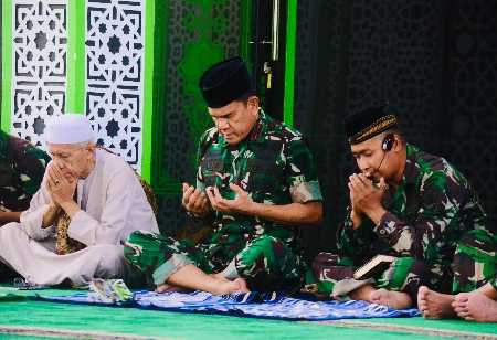 Peringati HUT Ke-79 Kodam II/Swj Tahun 2025, Korem 043/Gatam Gelar Do’a Bersama Peringati HUT Ke-79 Kodam II/Swj Tahun 2025, Korem 043/Gatam Gelar Do’a Bersama