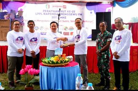 Pj. Bupati Marindo Hadiri Perayaan HUT Ke-15 Rapemda Pringsewu Pj. Bupati Marindo Hadiri Perayaan HUT Ke-15 Rapemda Pringsewu