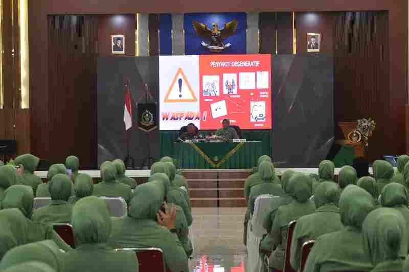 Danrem Wijayakusuma : Ikuti Kegiatan Persit dengan Enjoy dan Gembira Danrem Wijayakusuma : Ikuti Kegiatan Persit dengan Enjoy dan Gembira