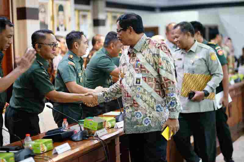 Dandim 0718/Pati Hadiri Rapat Koordinasi Pencapaian Swasembada Pangan Dandim 0718/Pati Hadiri Rapat Koordinasi Pencapaian Swasembada Pangan