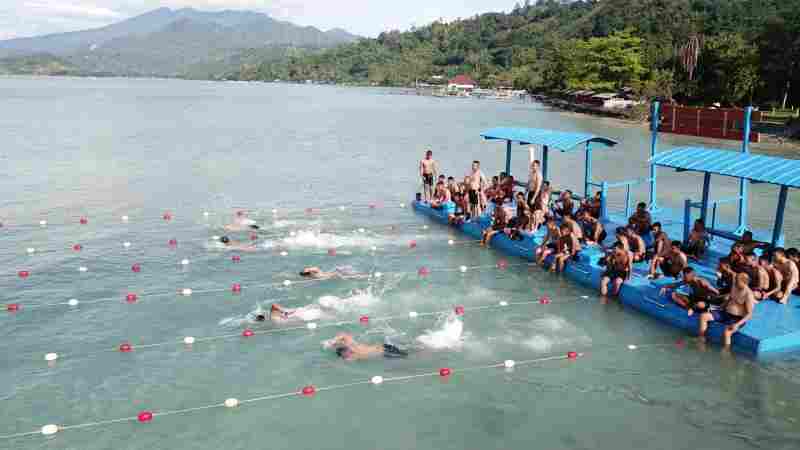 Kolam Renang Laut ANGGARAKSA, Menjadi Arena Latihan Prajurit Yonif 7 Marinir Kolam Renang Laut ANGGARAKSA, Menjadi Arena Latihan Prajurit Yonif 7 Marinir