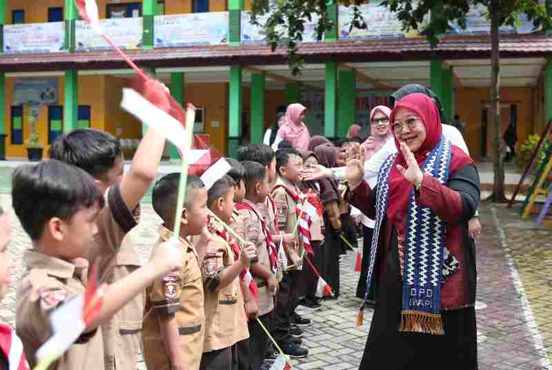 Ibu Maidawati Apresiasi Kontribusi DPD Iwapi dalam Pemberdayaan Ekonomi Perempuan dan Kesejahteraan Masyarakat Ibu Maidawati Apresiasi Kontribusi DPD Iwapi dalam Pemberdayaan Ekonomi Perempuan dan Kesejahteraan Masyarakat