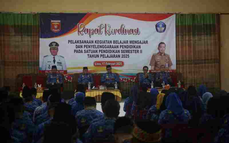 Nukman Pimpin Rakor Pelaksanaan Belajar Mengajar dan Penyelenggaraan Pendidikan Semester II Tahun 2025 Nukman Pimpin Rakor Pelaksanaan Belajar Mengajar dan Penyelenggaraan Pendidikan Semester II Tahun 2025