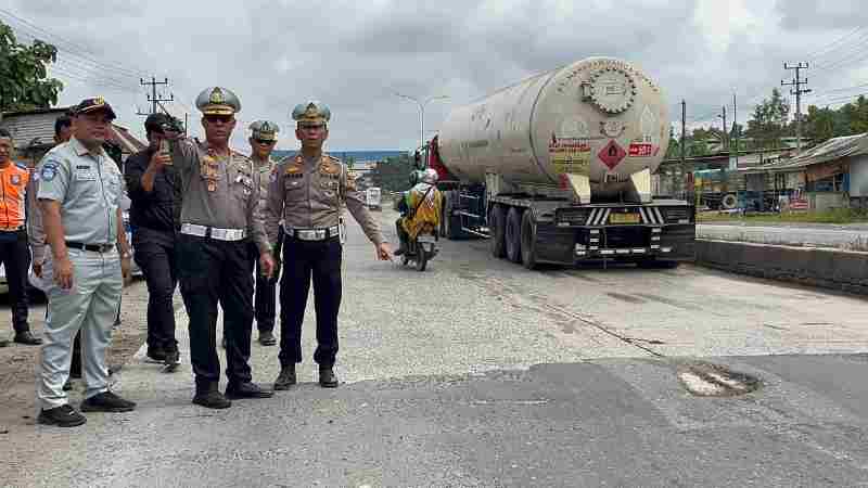 Kesiapan Ops Ketupat, Satlantas Polresta Bandar Lampung Survey Jalan Bersama Dinas Terkait Kesiapan Ops Ketupat, Satlantas Polresta Bandar Lampung Survey Jalan Bersama Dinas Terkait