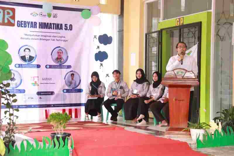 Gebyar Himatika 5.0: Perpaduan Matematika dan Seni dalam Kompetisi Kreatif Gebyar Himatika 5.0: Perpaduan Matematika dan Seni dalam Kompetisi Kreatif