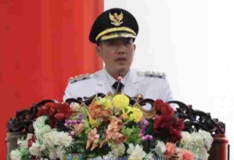 Bupati Pesibar Sampaikan Pidato Pertama di Rapat Paripurna DPRD Pesibar Bupati Pesibar Sampaikan Pidato Pertama di Rapat Paripurna DPRD Pesibar