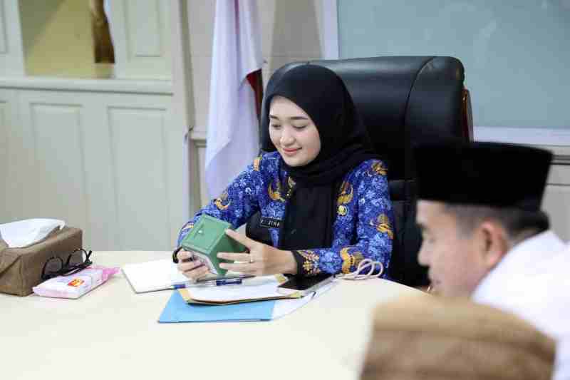 Wagub Jihan Terima Kunjungan Pengurus LAZISNU Lampung, Simak Pemaparan 5 Pilar Program Unggulannya Wagub Jihan Terima Kunjungan Pengurus LAZISNU Lampung, Simak Pemaparan 5 Pilar Program Unggulannya