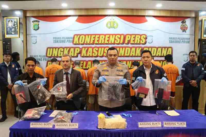 Pemerintah Prancis Puji Gerak Cepat Polri Tangkap Penjambret Warganya Pemerintah Prancis Puji Gerak Cepat Polri Tangkap Penjambret Warganya