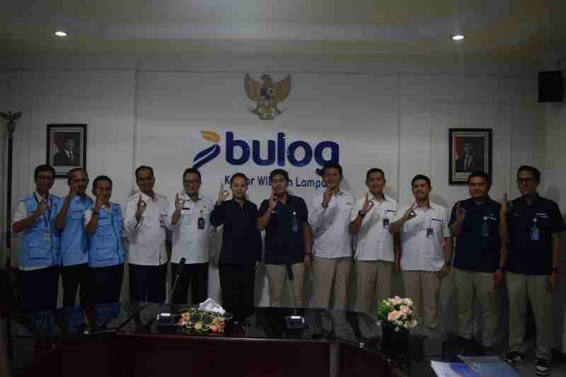 Monitoring Pemenuhan Kebutuhan Pangan Pokok di Bulan Ramadan dan Hari Raya, Senator Almira Kunjungi Bulog Monitoring Pemenuhan Kebutuhan Pangan Pokok di Bulan Ramadan dan Hari Raya, Senator Almira Kunjungi Bulog