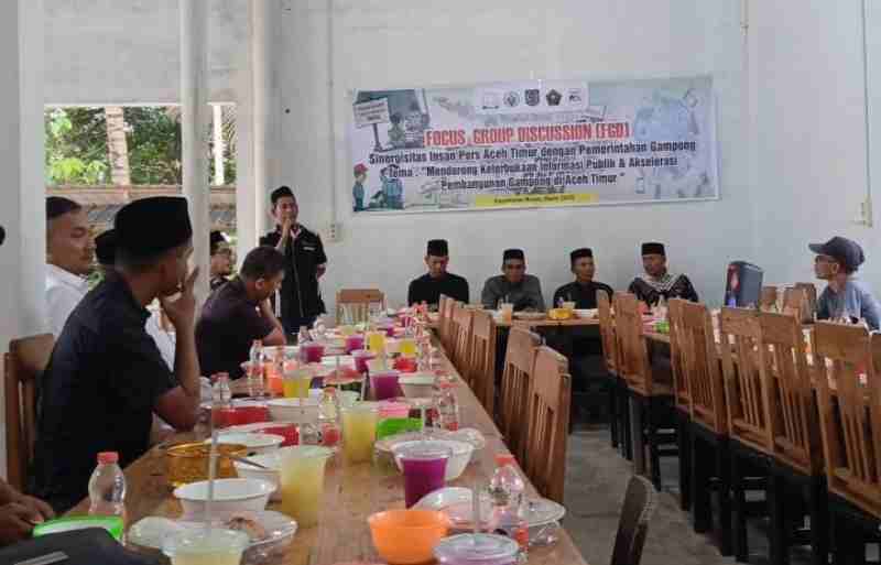 Sinergi Dengan Insan Pers, Membangun Gampong, Forum Keuchik Kecamatan Madat Gelar Diskusi Publik Sinergi Dengan Insan Pers, Membangun Gampong, Forum Keuchik Kecamatan Madat Gelar Diskusi Publik