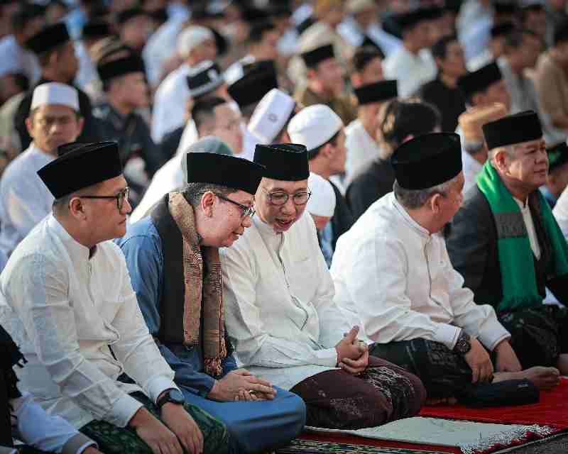Lampung Kondusif, Masyarakat Rayakan Idul Fitri Dengan Penuh Sukacita Lampung Kondusif, Masyarakat Rayakan Idul Fitri Dengan Penuh Sukacita