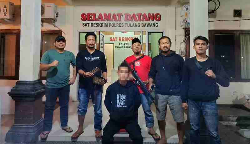 Tekab 308 Presisi Polres Tuba Tangkap Pelaku Curanmor Yang Beraksi di Sebuah Ruko Tekab 308 Presisi Polres Tuba Tangkap Pelaku Curanmor Yang Beraksi di Sebuah Ruko