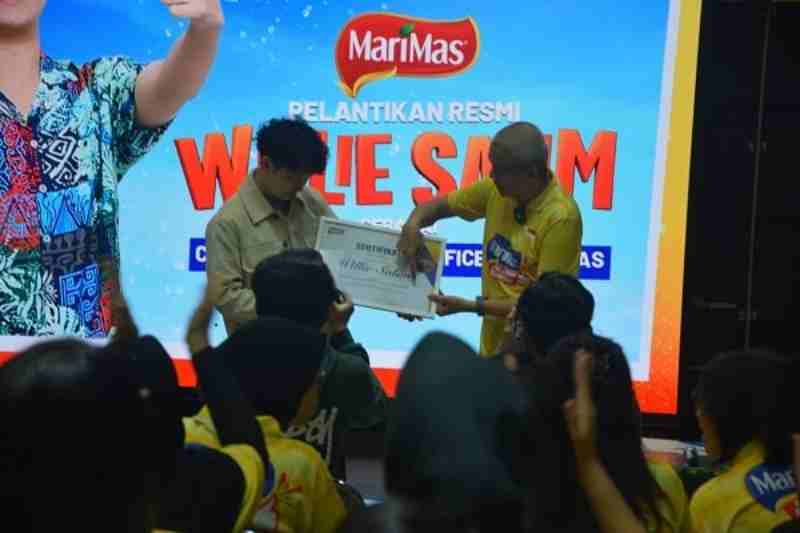 Harjanto Halim Lantik Willie Salim Jadi Chief Happiness Officer Marimas Harjanto Halim Lantik Willie Salim Jadi Chief Happiness Officer Marimas