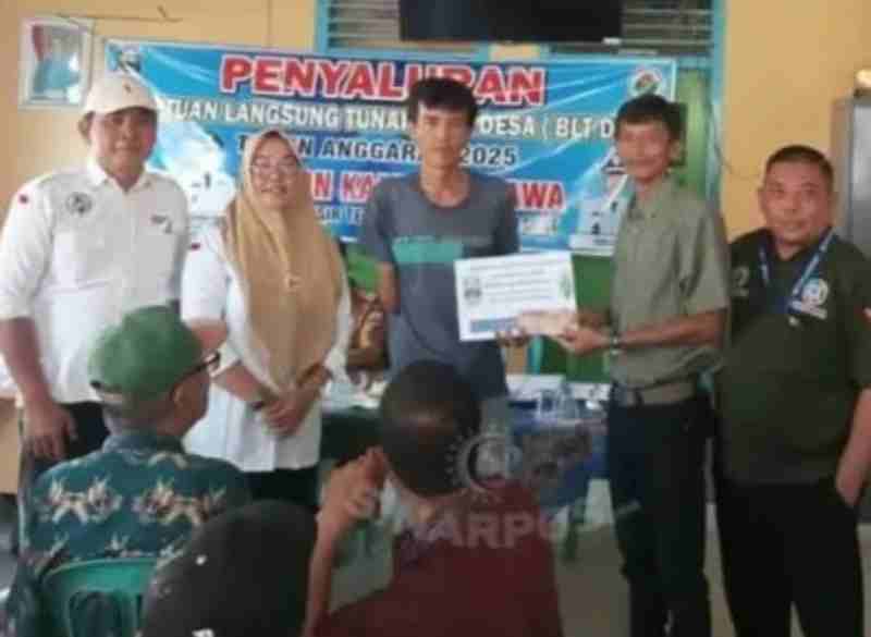 Pekon Kampung Jawa Bagikan BLT-DD Kepada 45 KPM Pekon Kampung Jawa Bagikan BLT-DD Kepada 45 KPM