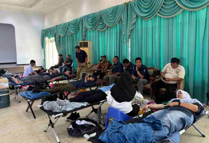 Puluhan “Kartini” PTPN I Regional 7 Aksi Donor Darah Puluhan “Kartini” PTPN I Regional 7 Aksi Donor Darah