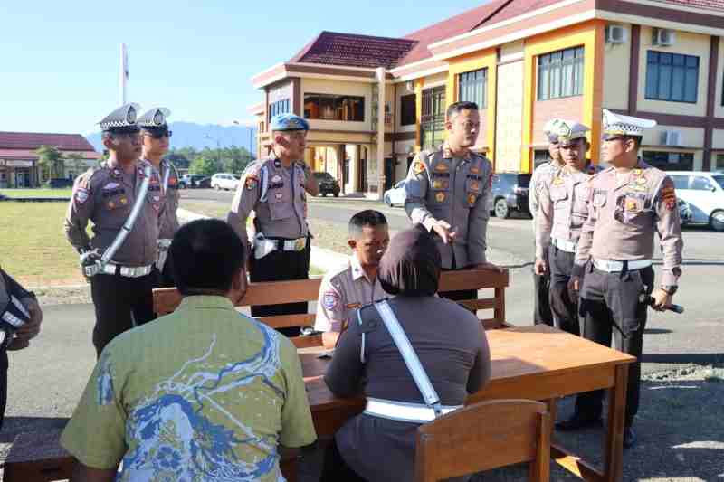 Polres Pringsewu Gelar Simulasi Razia Kendaraan Dukung Program Pemutihan Pajak Polres Pringsewu Gelar Simulasi Razia Kendaraan Dukung Program Pemutihan Pajak