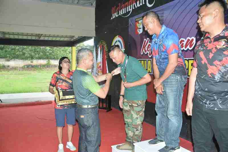 Atlet Brigif 4 Mar/BS Mengikuti Kejuaraan Menembak Piala Ketua Pengprov Perbakin Lampung Atlet Brigif 4 Mar/BS Mengikuti Kejuaraan Menembak Piala Ketua Pengprov Perbakin Lampung