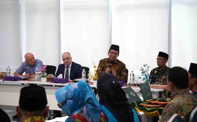 UIN RIL dan TSU Rusia Bahas Penguatan Riset Saintek dan Kedokteran melalui FGD UIN RIL dan TSU Rusia Bahas Penguatan Riset Saintek dan Kedokteran melalui FGD