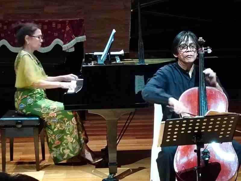 Dua Maestro Sihir Penonton Konser Reminiscence di Maxi Brain Academy Hall Dua Maestro Sihir Penonton Konser Reminiscence di Maxi Brain Academy Hall