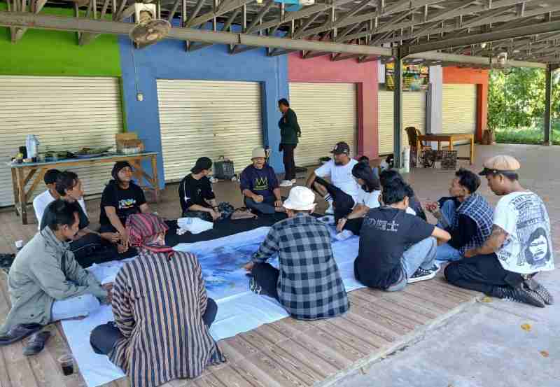 Perupa Lampung Guyup Rayakan Bulan Menggambar Nasional Perupa Lampung Guyup Rayakan Bulan Menggambar Nasional