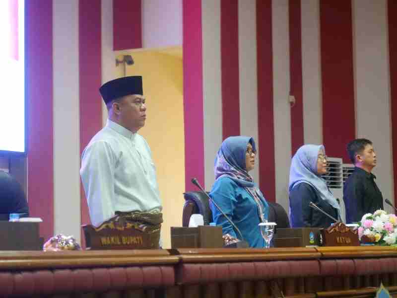 Sekda Bintan Sebut Reses Jadi Wadah Efektif Jaring Aspirasi Sekda Bintan Sebut Reses Jadi Wadah Efektif Jaring Aspirasi