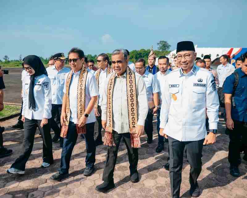 Viral Ibu Hamil Ditandu, Pembangunan RSUD Pesisir Barat Dipercepat Viral Ibu Hamil Ditandu, Pembangunan RSUD Pesisir Barat Dipercepat