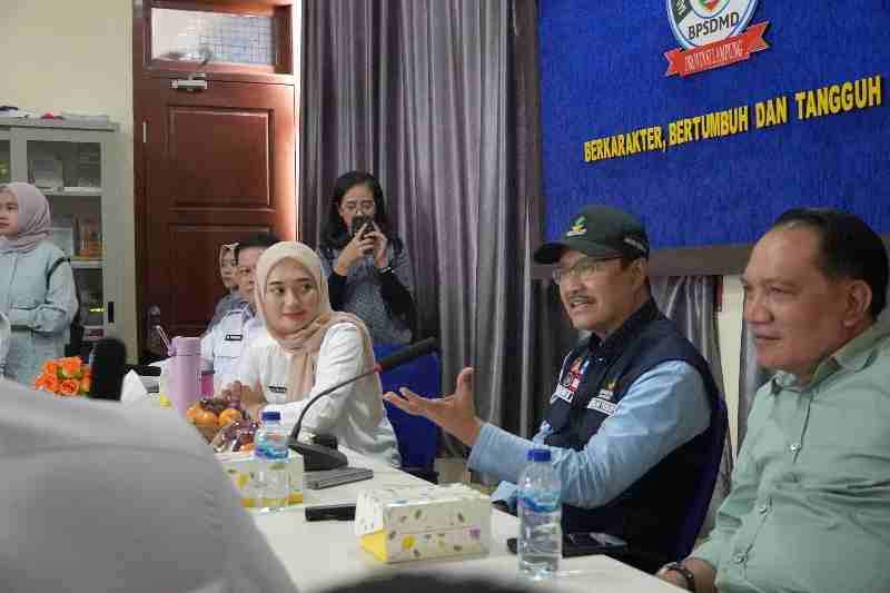 Lampung Siap Jadi Pelopor Sekolah Rakyat 2025, Mensos dan Wagub Tinjau Lokasi Sementara Lampung Siap Jadi Pelopor Sekolah Rakyat 2025, Mensos dan Wagub Tinjau Lokasi Sementara