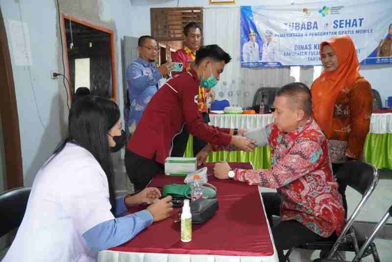 Pantau Pelayanan Pengobatan Gratis, Sekda Perana Manfaatkan Program Tubaba Q Sehat Pantau Pelayanan Pengobatan Gratis, Sekda Perana Manfaatkan Program Tubaba Q Sehat