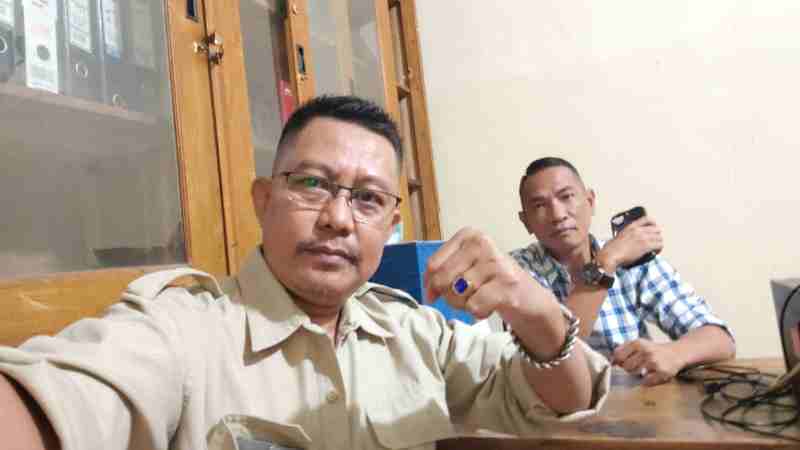 Ketua LSM LIR Dampingi Sekretaris ALPBD Lampung Sambangi Kantor Dinkes Tulang Bawang Ketua LSM LIR Dampingi Sekretaris ALPBD Lampung Sambangi Kantor Dinkes Tulang Bawang