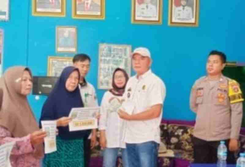 41 KPM Pekon Penengahan Lemong Terima BLT-DD 41 KPM Pekon Penengahan Lemong Terima BLT-DD