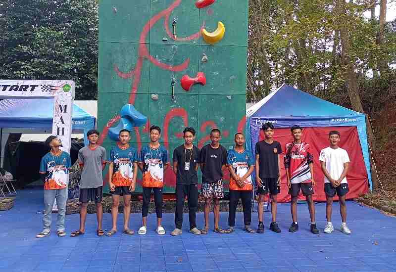 Hebat! Federasi Panjat Tebing Indonesia Tubaba Raih Emas dan Perunggu di Ajang MOCC! Hebat! Federasi Panjat Tebing Indonesia Tubaba Raih Emas dan Perunggu di Ajang MOCC!