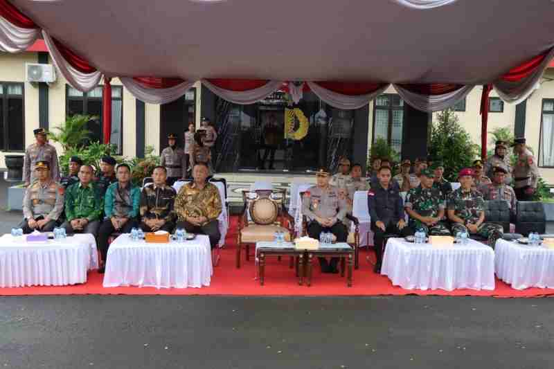 858 Personel Gabungan Siap Amankan PSU Pilkada Pesawaran, Polda Lampung: Profesional dan Humanis 858 Personel Gabungan Siap Amankan PSU Pilkada Pesawaran, Polda Lampung: Profesional dan Humanis