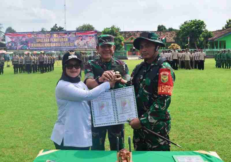 Tutup TMMD Ke-124 Kodim 0429/Lamtim, Danrem 043/Gatam Sampaikan Pesan Pangdam II/Sriwijaya Tutup TMMD Ke-124 Kodim 0429/Lamtim, Danrem 043/Gatam Sampaikan Pesan Pangdam II/Sriwijaya