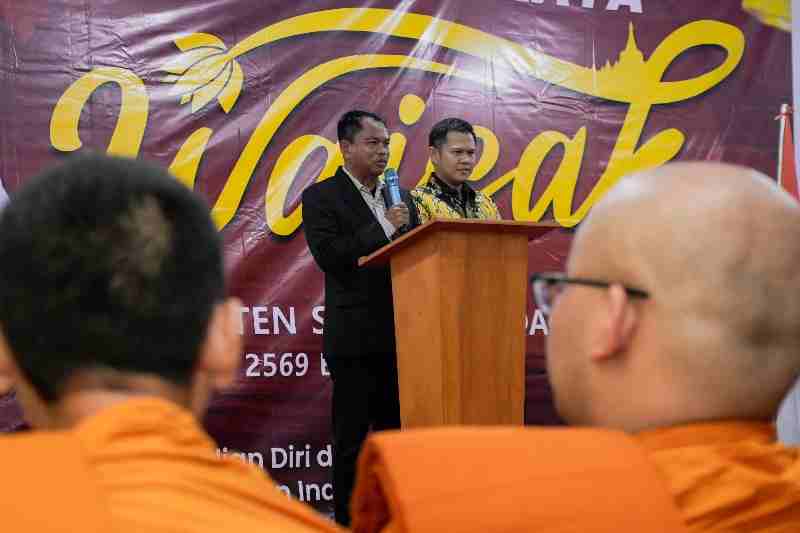 Bupati Sergai Tegaskan Persatuan di Tengah Perayaan Waisak Bupati Sergai Tegaskan Persatuan di Tengah Perayaan Waisak