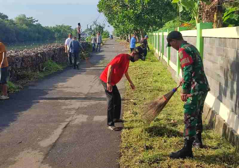 Kodim 0410 Bandar Lampung Ajak Warga Bersih Lingkungan Kodim 0410 Bandar Lampung Ajak Warga Bersih Lingkungan