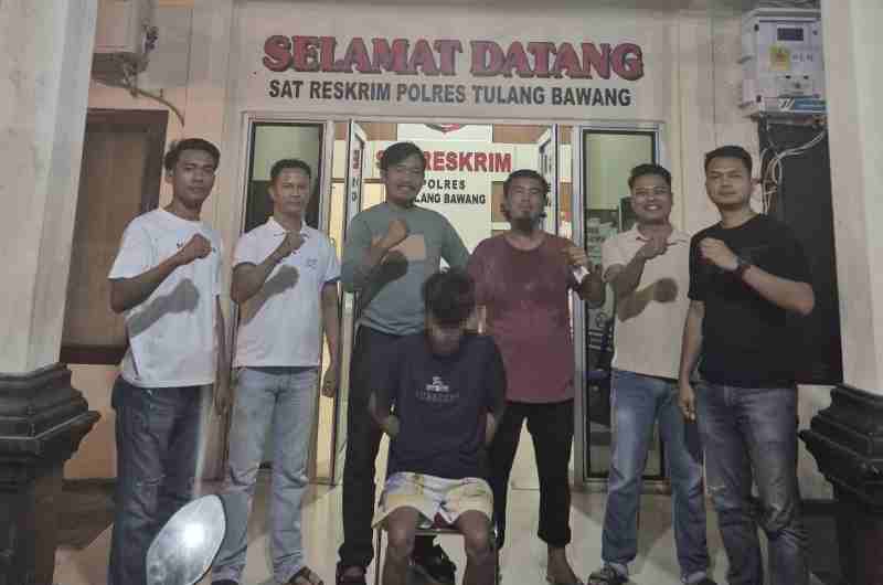 Tekab 308 Presisi Polres Tuba Tangkap Pelaku Kekerasan Seksual dan Pemerasan di Areal Perkebunan Sawit Tekab 308 Presisi Polres Tuba Tangkap Pelaku Kekerasan Seksual dan Pemerasan di Areal Perkebunan Sawit